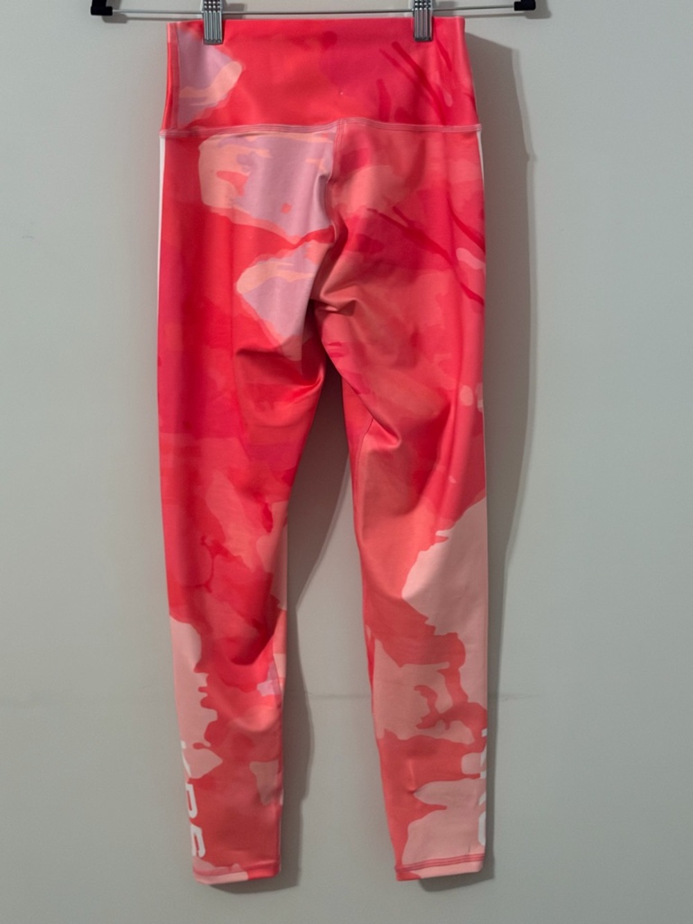 KRS Pink Camo High Waist Leggings Womens One Size Stretch Athleisure 24.5 Inseam - Picture 2 of 8